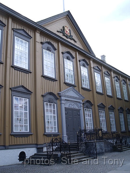 day three trondheim 0020.jpg - the Royal palace in Trondheim